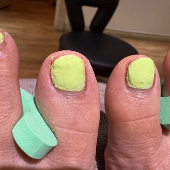 My Nail Bar - Told them my big toes don't look very good. They said my nails not smooth . - Nail Salons Near Me - Seattle, Washington My Nail Bar - Told them my big toes don't look very good. They said my nails not smooth . - Nail Salons Near Me - Seattle, Washington