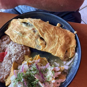 La Taquiza - Some kind of veggie cheese omelet with beans and a chiliquiles - Tacos Near Me - Cabo San Lucas, BCS La Taquiza - Some kind of veggie cheese omelet with beans and a chiliquiles - Tacos Near Me - Cabo San Lucas, BCS