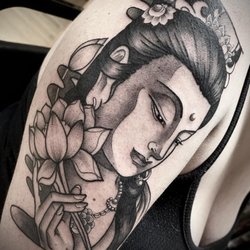 Lovecraft Tattoo - tattoo by Nicole
NixiePixie