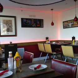 Memphis Restaurant - Inside Memphis Restaurant