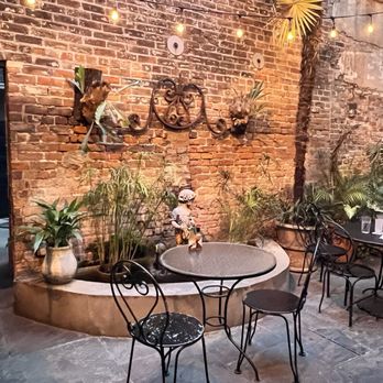 Napoleon House - American Near Me - New Orleans, Louisiana