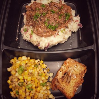 BR Lunch Box - Beef brisket in country gravy with mashed potatoes and sauteed corn - New American Near Me - Big Rapids, Michigan