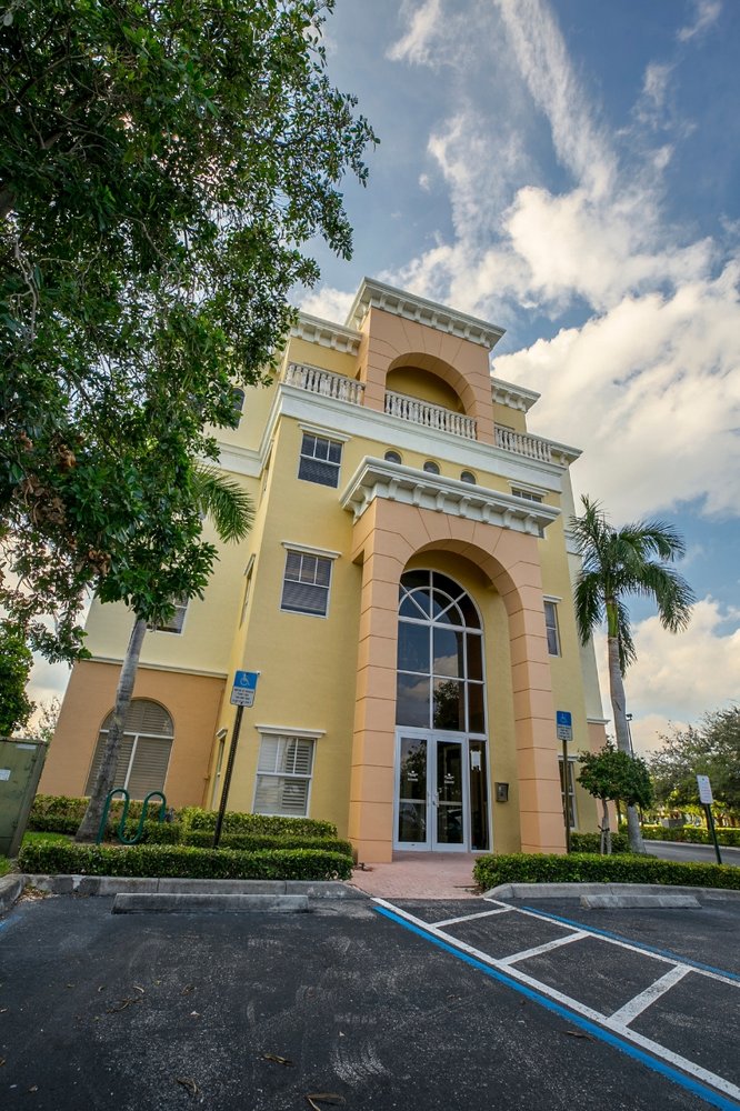 BOCAEXECUSPACE Updated August 2024 Request Information 31 Photos