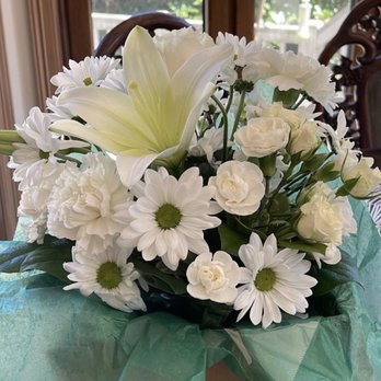 Seattle Flowers - Peace and Joy bouquet - Florists Near Me - Seattle, Washington Seattle Flowers - Peace and Joy bouquet - Florists Near Me - Seattle, Washington