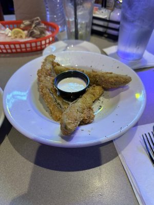 Pluckers Wing Bar by null