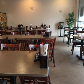 Hot Pho - Dining room - Vietnamese Near Me - Kent, Washington