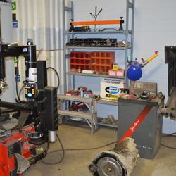Parksville Car Clinic - Photo
