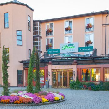 Dehner BlumenHotel - Hotels Near Me - Rain, BY