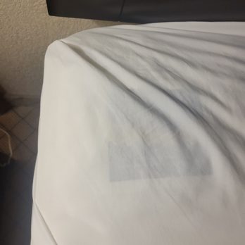 Holiday Inn Springfield - I-44 - No protective cover for very old mattress with brown strains on it - Hotels Near Me - Springfield, Missouri
