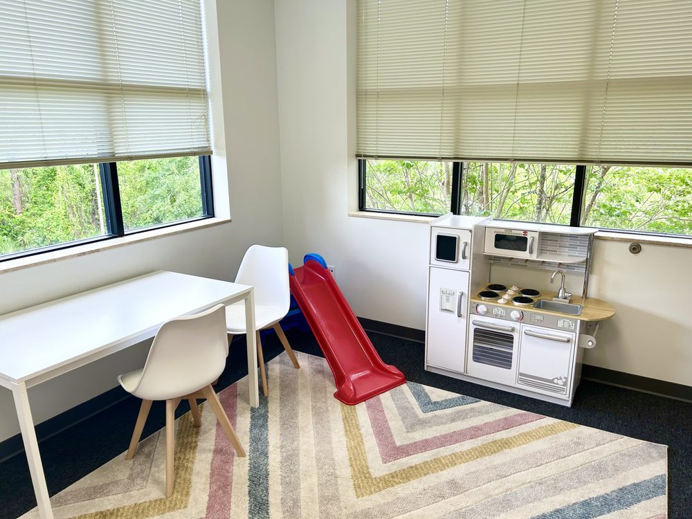 Simple Speech Therapy - child therapist in Davenport, FL
