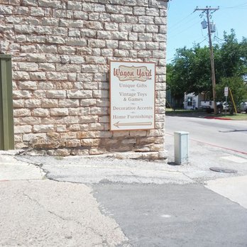 Wagon Yard - Cool place to shop for rustic decorations - Furniture Stores Near Me - Granbury, Texas Wagon Yard - Cool place to shop for rustic decorations - Furniture Stores Near Me - Granbury, Texas