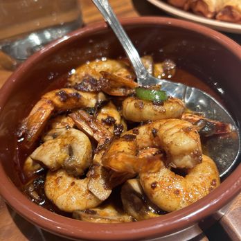 Avenida Restaurant - Garlic shrimp: they were fine in a spicy-ish garlicy oil but not as standout as the rest of the dishes. 3.5 stars - Filipino Near Me - San Mateo, California
