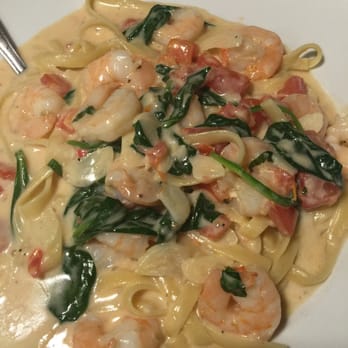Gino's - Shrimp Alfredo - Italian Near Me - Salinas, California