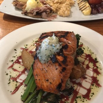 Glacier BrewHouse - American Near Me - Anchorage, Alaska