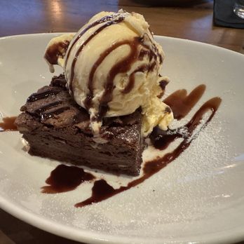 Cuts Steakhouse - The brownie... skip it! - Steakhouses Near Me - Suwanee, Georgia