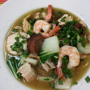 Jamrock Cuisine - Suey mein..doesn't get better than this on a cold Miami evening....comfort food. - Caribbean Near Me - Miami, Florida Jamrock Cuisine - Suey mein..doesn't get better than this on a cold Miami evening....comfort food. - Caribbean Near Me - Miami, Florida