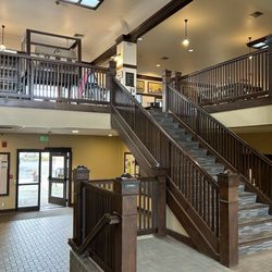 Hoquiam Timberland Library - Entry stairway