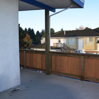 Ignite Construction - Residential - Cedar Deck Fence and Vinyl - General Contractors Near Me - Richmond, British Columbia