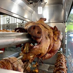 Lechonera Los Amigos - This little piggy went to market.