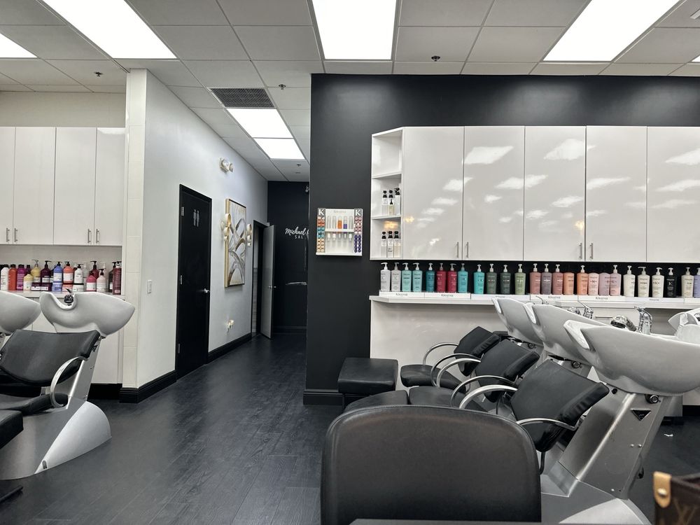 Michael Angelo Salon Image