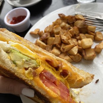 Bea Bea's - Breakfast Sandwich - Coffee & Tea Near Me - Burbank, California