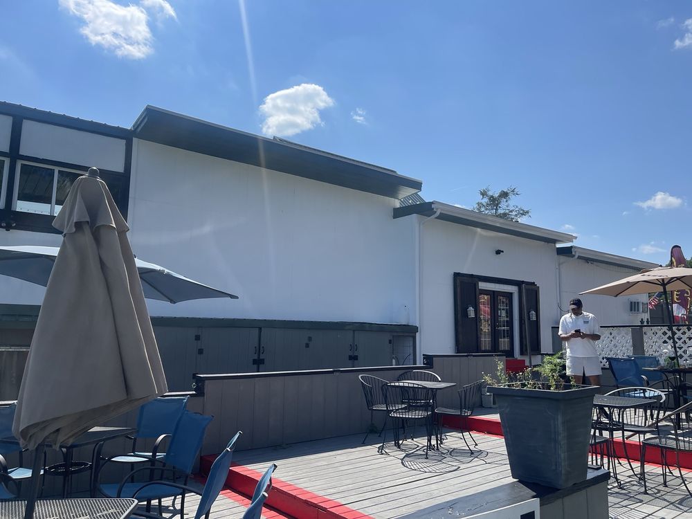 Mount Felix Vineyard & Winery - vineyard in Havre de Grace, MD