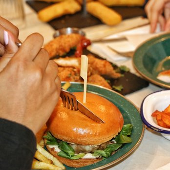 Meating Corner - Burgers Near Me - Paris, 75 Meating Corner - Burgers Near Me - Paris, 75