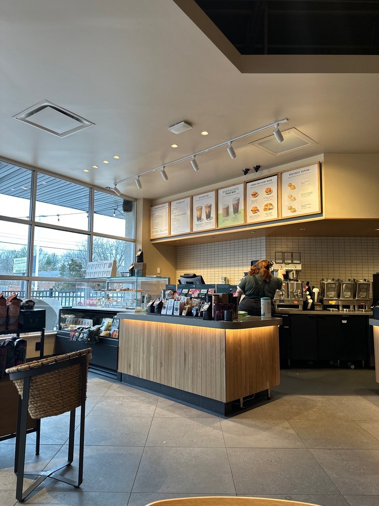 STARBUCKS 37 Photos & 31 Reviews 4400 Shelbyville Rd, Louisville