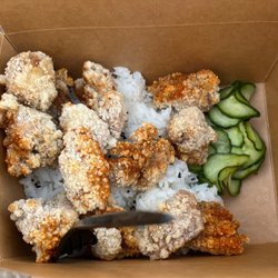 Herculean Chicken - Spicy popcorn chicken with veggies and rice.