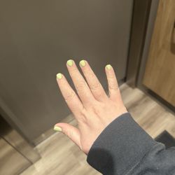 Nail Tek and Spa - Very flattering manicure