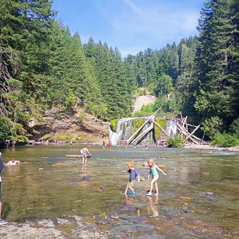 Lewis River Falls - Lower Lewis River Falls - Hiking Near Me - Cougar, Washington