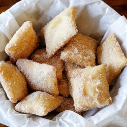Dos Amores Tex Mex - Light, crisp pastries with cinnamon sugar and honey. A sweet Tex-Mex tradition