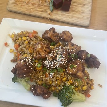 Leaf Vegetarian Restaurant - Orange cauliflower - Vegetarian Near Me - Boulder, Colorado