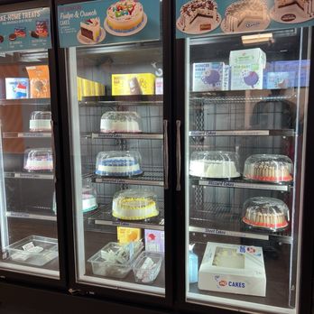 DQ Grill & Chill - Cake section - Ice Cream & Frozen Yogurt Near Me - Kingsland, Georgia DQ Grill & Chill - Cake section - Ice Cream & Frozen Yogurt Near Me - Kingsland, Georgia