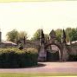 Rouken Glen Park - From official website