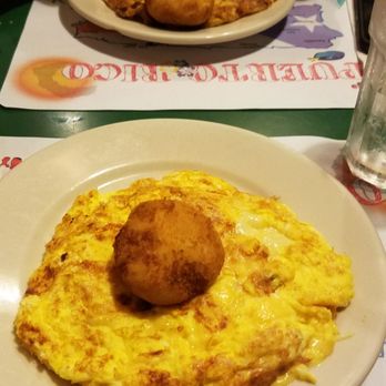 El Hipopótamo - Breakfast was amazing.. three cheese omelet with hand made hashbrown. It was delicious and I recommend it. Very local place and feel. - Wine Bars Near Me - San Juan, Puerto Rico El Hipopótamo - Breakfast was amazing.. three cheese omelet with hand made hashbrown. It was delicious and I recommend it. Very local place and feel. - Wine Bars Near Me - San Juan, Puerto Rico