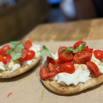 Pinsitaly - Bruschetta - Pizza Near Me - Rome, RM Pinsitaly - Bruschetta - Pizza Near Me - Rome, RM