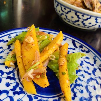 Pineapple Thai - Thai Near Me - Cupertino, California