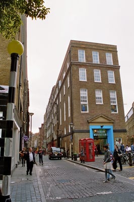 Urban Outfitters by null