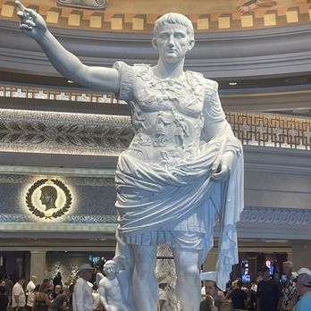 Caesars Palace - Cesar Statue - Hotels Near Me - Las Vegas, Nevada Caesars Palace - Cesar Statue - Hotels Near Me - Las Vegas, Nevada