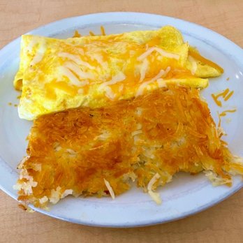 Brownie's Diner - Sausage and Cheese Omelet - Diners Near Me - Brawley, California