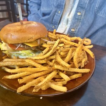 Rogue Restaurant - American Near Me - Lava Hot Springs, Idaho