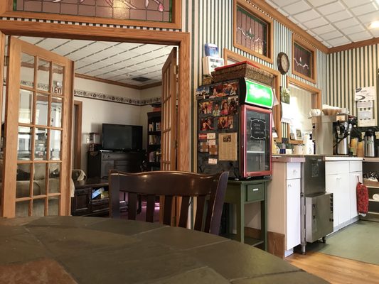 THE MAIN BEAN - Updated March 2026 - 25 Photos & 62 Reviews - 161 Main ...
