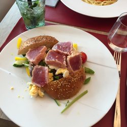 Sweet House Coffee - Burger Bagna Thon mi-cuit