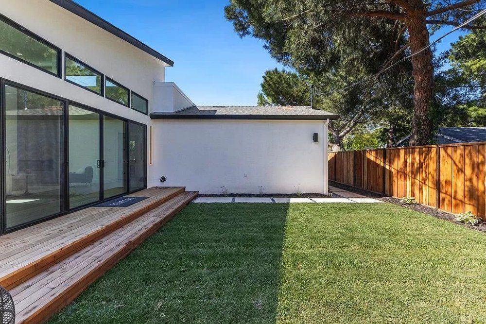 Slide of Urban Builders & Remodeling