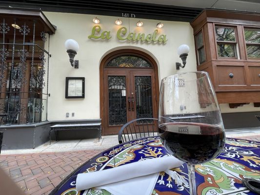 La Canela by null