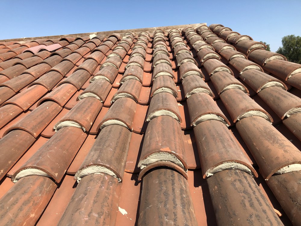 Slide of Suriana Roofing
