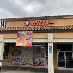 Big R's Pizza and Wings - Outside of Big R's