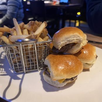 Yard House - classic sliders - New American Near Me - Concord, California Yard House - classic sliders - New American Near Me - Concord, California