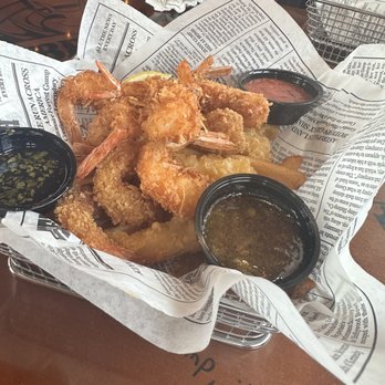 Bubba Gump Shrimp - Shrimper's Heaven - Seafood Near Me - Orlando, Florida